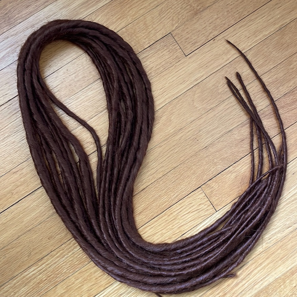 Dreadful Hippie Syrup brown dreads